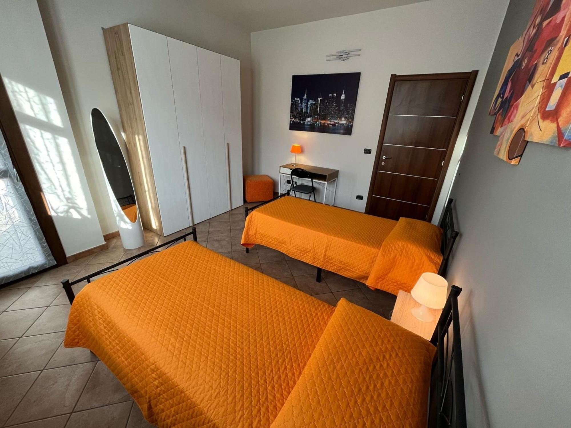 L'Orchidhea Apartment Savigliano Kültér fotó